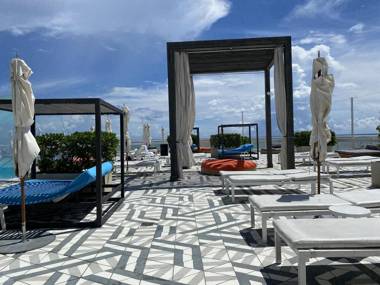 SuitesRUs At W Hotel Fort Lauderdale