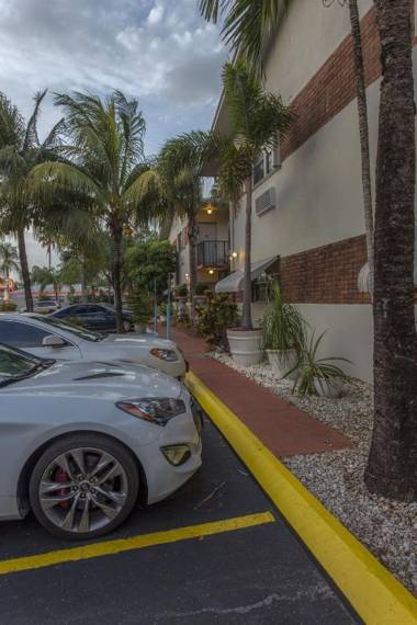 Richard's Motel Studios