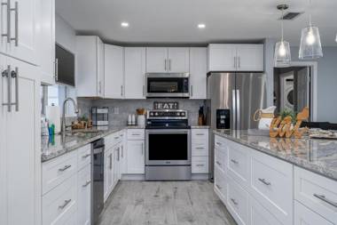 1557 Braeburn - Sea Breeze Oasis by Coastal Vacation Properties