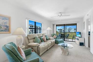 Estero Cove 341