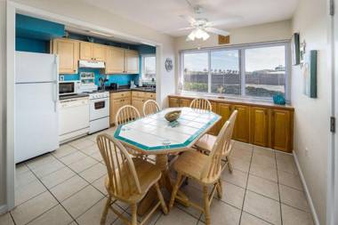 Seaspray Condos 113B