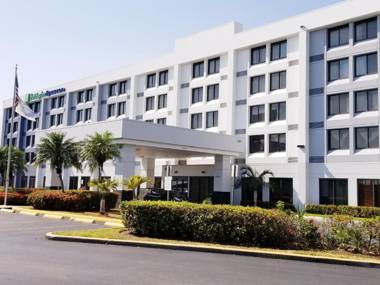 Holiday Inn Express Hotel & Suites Miami - Hialeah an IHG Hotel