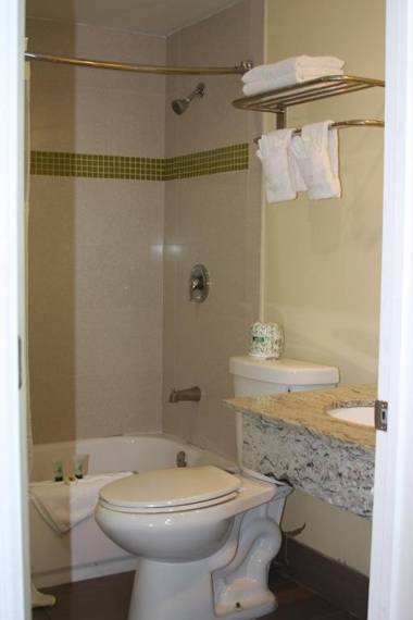 The Hollywood Gateway Inn