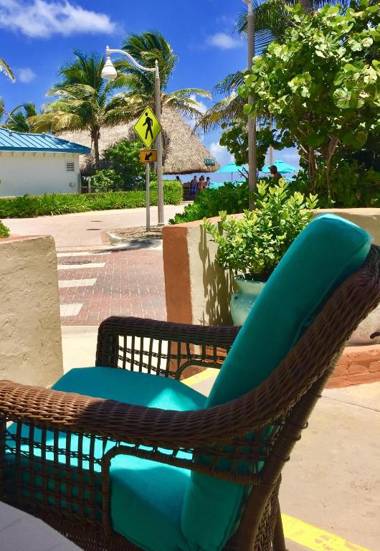 St Maurice Beach Inn