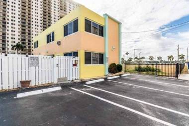 Hollywood Beachfront House