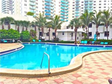 Tides Beachfront Apartments