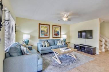 Gulfside Villas 3 NEW!! Amazing Townhome on the Beach!