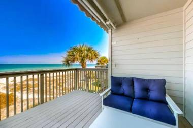 Pelican Pointe 5B Upscale Gorgeous Panoramic Views