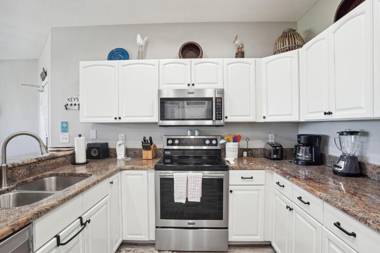 Mariner's Pointe 701- Waterfront Family Friendly