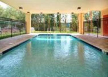 Comfort Suites West Jacksonville (ex Comfort Suites at Commonwealth)