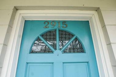 Renovated Riverside Retreat 2BR 1BA - Avondale Area Unit 2