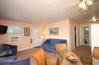 Sunset Cove Beach Resort