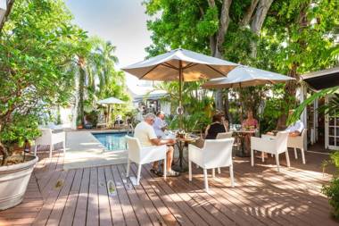 Andrews Inn & Garden Cottages