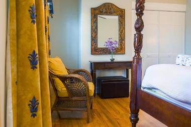 Duval Inn - Key West