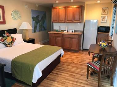 Harborside Motel & Marina