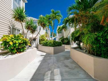 Casa Key West at Duval Square