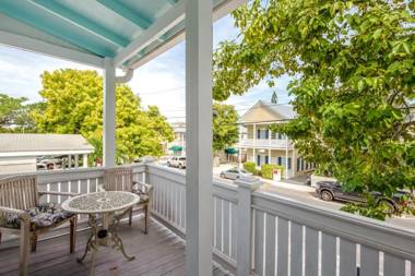 Bananas Foster Guesthouse