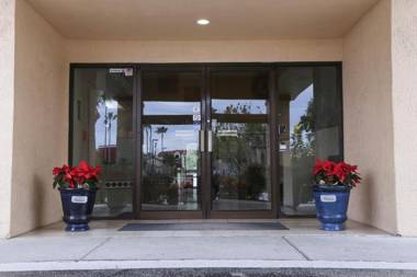 Destiny Palms Hotel Maingate West