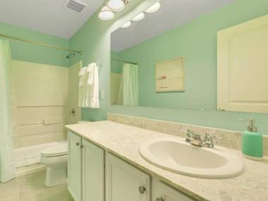 Four Bedrooms Townhome 5116