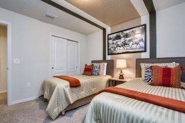 Windsor at Westside-7 Bedrooms House w/pool-3712WW