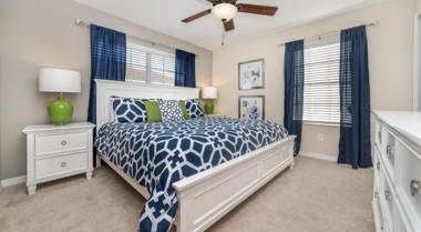 Elegant Spacious Stuart Pool Home Accommodate 20 People Doorsteps to Disney