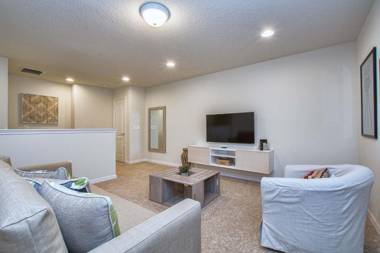 Windsor-4 Bed Townhouse w/splashpool-3812WW