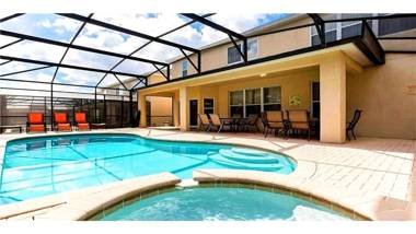Windsor Hills 6 Bedrooms Pool Villa 2.5 miles to Disney - 2607DS