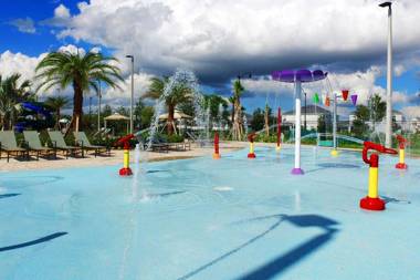 Marvelous 4 Bedroom w/ Screened Pool Close to Disney 4977