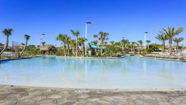 Luxury Pool Villa with Green View-8843IC’