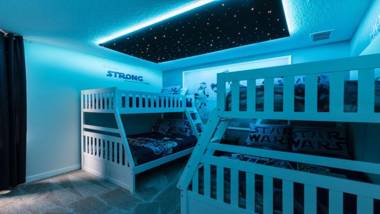 Brand New Luxury Pool Villa-8807IC