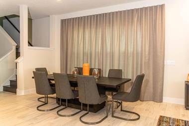 Luxury Home in Bears Den Near Disney with Private Pool Movie Room Pool Table & Resort Amenities - 7924JC