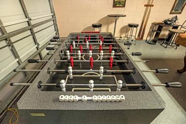 Jasmine - A wonderful Disney family villa with a south facing pool and spa game room and is also pet friendly! Ideal location for Disney and Universal