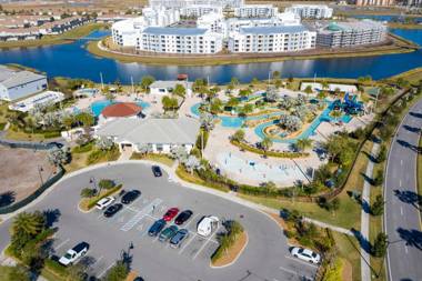 Luxurious 2 Bd Close to Disney @ Storey Lake 204P