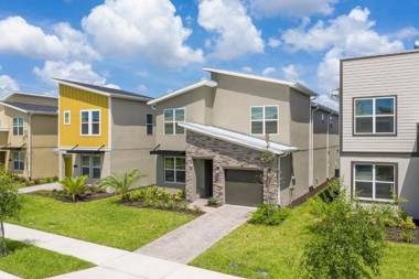 Huge Home with Pool Amenities Lake and Near Disney!