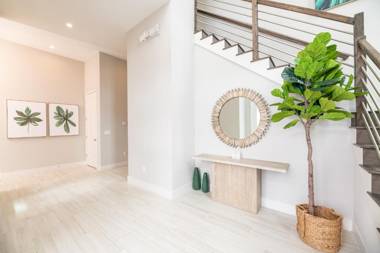 Brilliant Home in Bears Den Near Disney with Private Pool Movie Room Game Room & Resort Amenities - 996JN