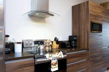 Stunning 4 Bd Close to Disney @ Magic Village Resort 7537