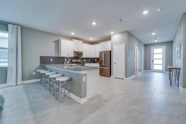 9 Bedroom Retreat Private Pool