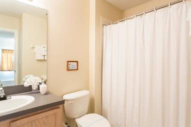 4Br 4Bath Private Townhome 10min Disney 1636ft