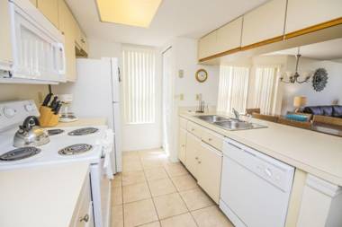 Laguna Bay Condo 007