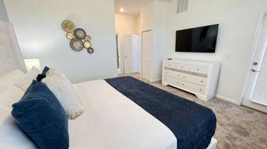 Luxury 2 Bd Apto Close to Disney @ Champions Gate 1071
