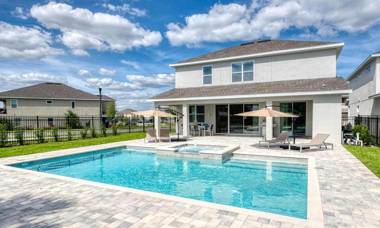 Beautiful 5 Star Villa with Private Pool on the Prestigious Encore Resort at Reunion Orlando Villa 4467