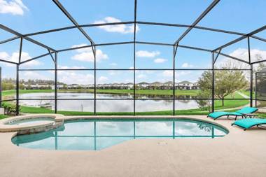 6BR Luxury Resort Home - Private Pool Hot Tub and Games!