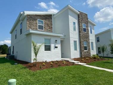 Joyful 8Bd Single Family w Pool @Champions Gate 9262