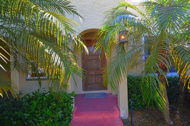 Romantic heated Pool &spa