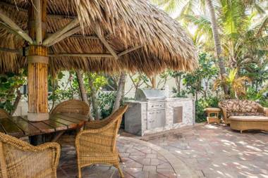 High Noon Beach Resort