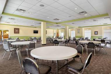 Microtel Inn & Suites by Wyndham Lehigh