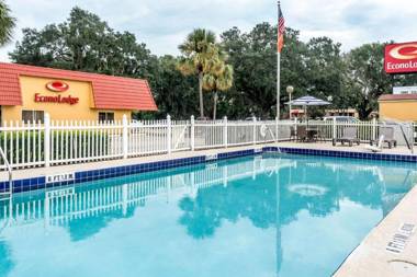 Econo Lodge Live Oak