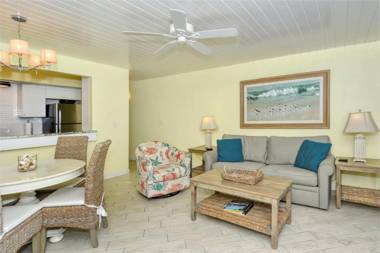 LaPlaya 107A Soak up the sun or float in the warm Gulf waters