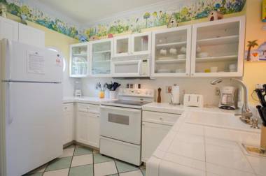 Village at Hawks Cay Villas by KeysCaribbean