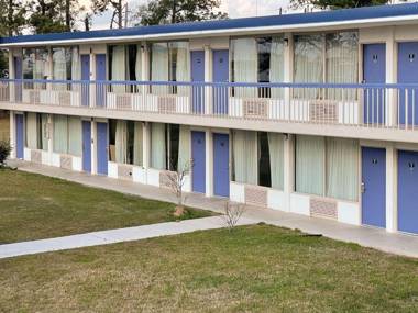 Motel 6 Marianna FL